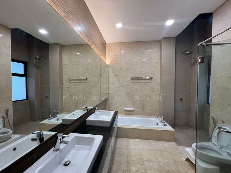 Rumah Berkembar untuk Dijual di Desa Sri Hartamas (Sri Hartamas) - Edison Gan - Bathroom - PropertyGuru.com.my