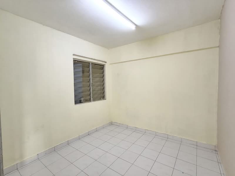 Apartment for Sale at Pangsapuri Lestari - Kelvin Ng - Interior - PropertyGuru.com.my