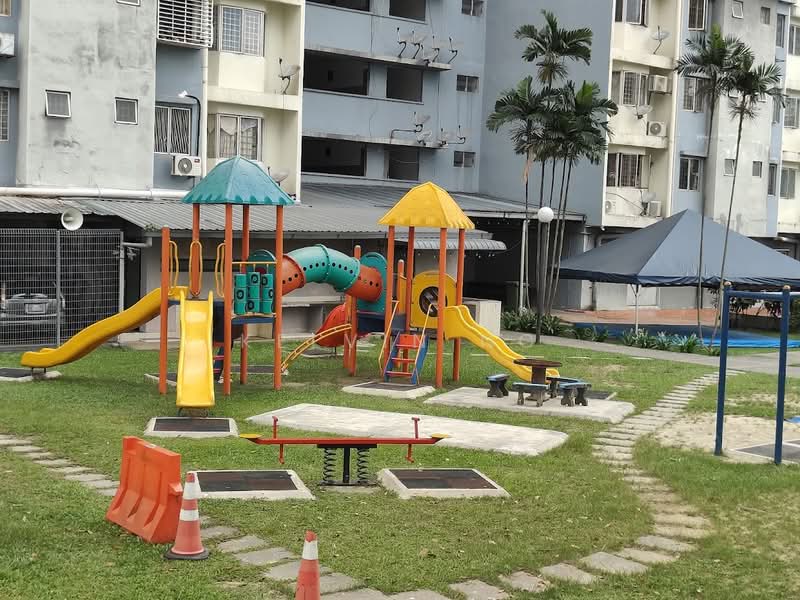 Apartment for Sale at Pangsapuri Lestari - Kelvin Ng - Exterior - PropertyGuru.com.my
