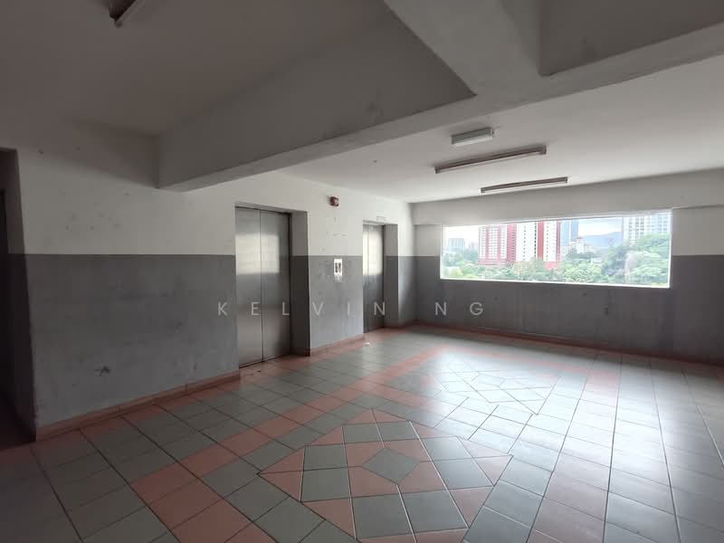Apartment for Sale at Pangsapuri Lestari - Kelvin Ng - Corridor - PropertyGuru.com.my
