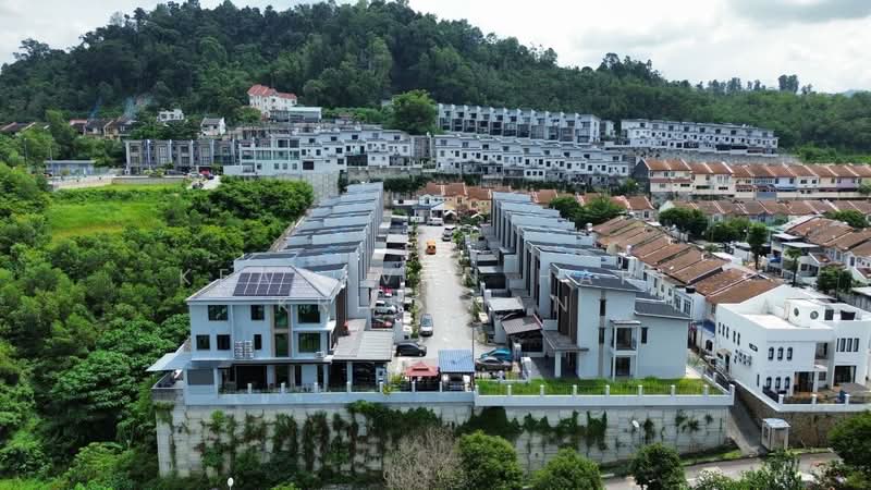 Rumah Teres 3-Tingkat untuk Dijual di Ampang (Selangor) - Keasavan Hari Krishnan - Exterior - PropertyGuru.com.my
