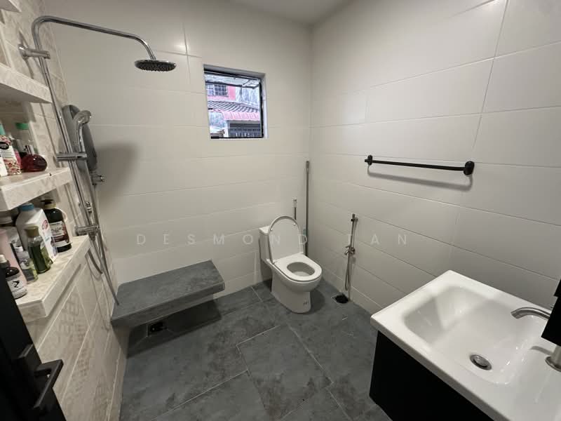 Rumah Teres 2 Tingkat untuk Dijual di SS 21, Damansara Utama (Petaling Jaya) - Desmond Tan - Bathroom - PropertyGuru.com.my