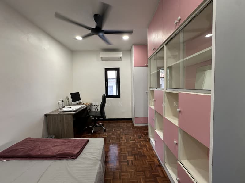 Rumah Teres 2 Tingkat untuk Dijual di SS 21, Damansara Utama (Petaling Jaya) - Desmond Tan - Bedroom - PropertyGuru.com.my