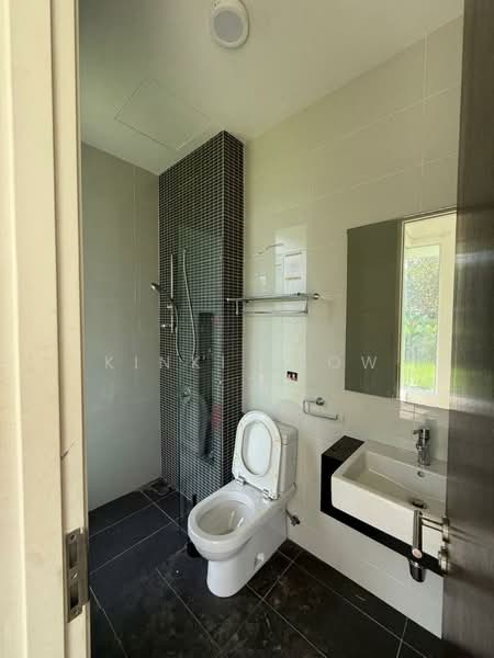 Semi-Detached House for Rent in East Ledang (Iskandar Puteri (Nusajaya)) - Kinki Teow - Bathroom - PropertyGuru.com.my