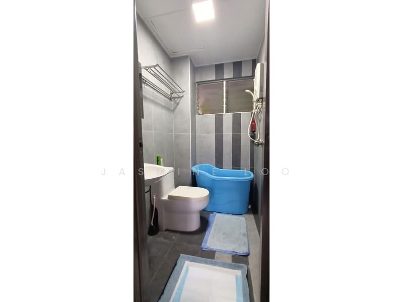 Apartment for Rent at Sri Cassia - Jasmine Loo - Bathroom 1 - PropertyGuru.com.my