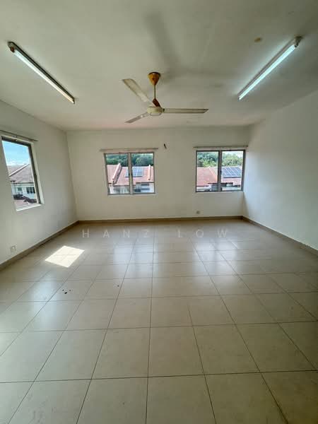 2.5-storey Terraced House for Rent in Seri Kembangan (Selangor) - Hanz Low - PropertyGuru.com.my