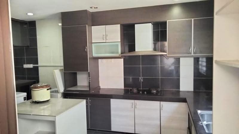 2-storey Terraced House for Sale in Taman Bunga Negara (Shah Alam) - Eu Gin - Kitchen - PropertyGuru.com.my