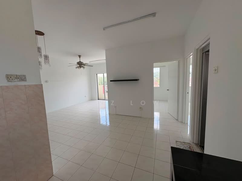 Apartment for Rent at Vista Pinggiran Apartment - Hanz Low - PropertyGuru.com.my