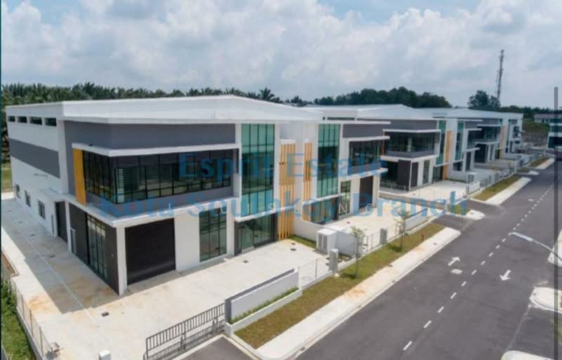 Semi-D Factory for Rent in Gelang Patah (Johor) - Louise Ng - Exterior - PropertyGuru.com.my