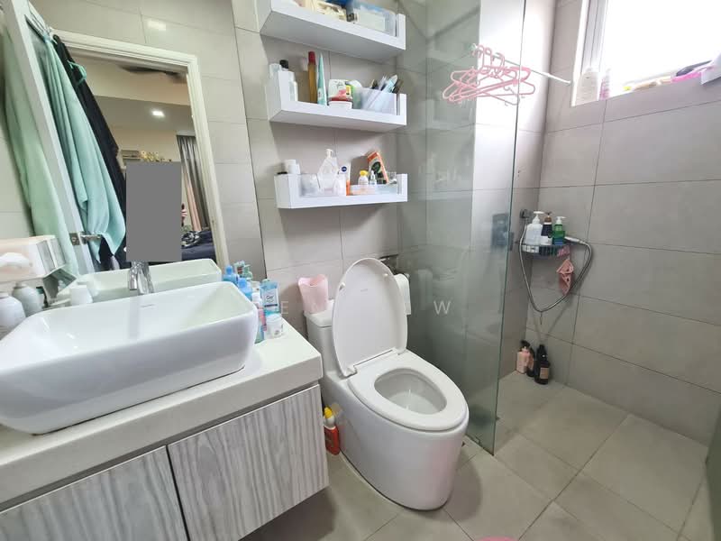 Rumah Berkembar untuk Dijual di Taman Bukit Segar (Cheras) - Ken Lew - Bathroom - PropertyGuru.com.my