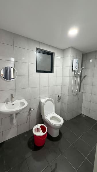 Servis Apartment untuk Disewa di Hana @ Eco Ardence - Eu Jie - Bathroom - PropertyGuru.com.my