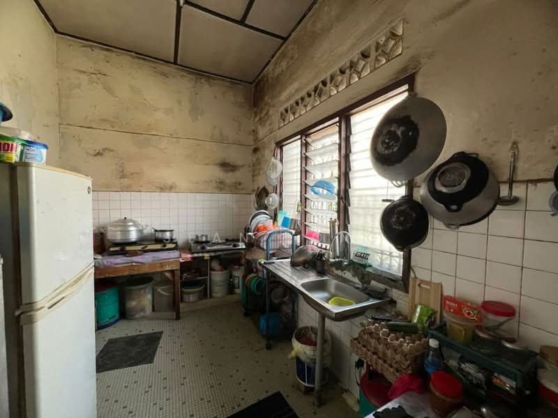 Rumah Teres 1 Tingkat untuk Dijual di Taman Ehsan (Kepong) - Sean Yong - Kitchen - PropertyGuru.com.my
