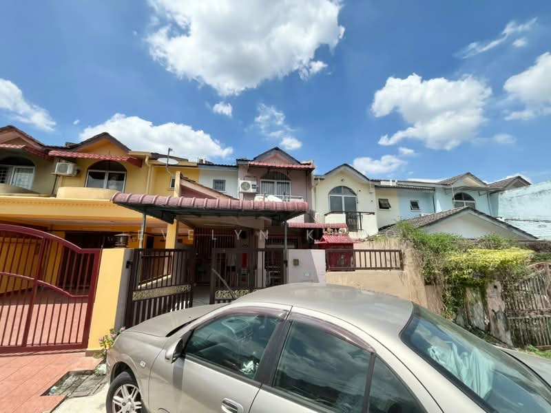 2-storey Terraced House for Sale in Taman Desa Country Homes (Rawang) - Evelyn Khoo - Exterior - PropertyGuru.com.my