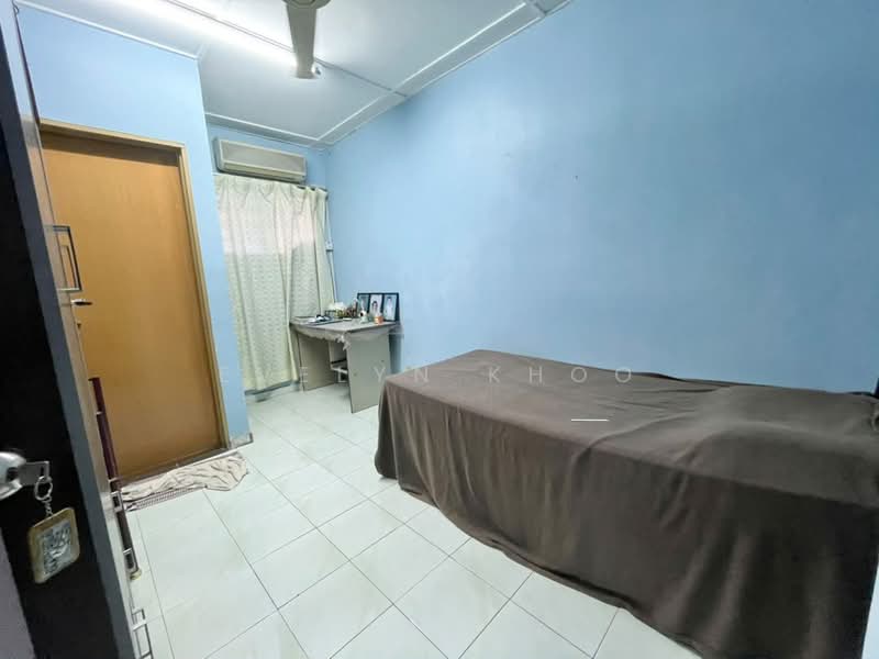 2-storey Terraced House for Sale in Taman Desa Country Homes (Rawang) - Evelyn Khoo - Bedroom - PropertyGuru.com.my