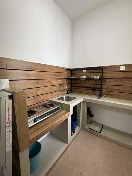 Kediaman Servis untuk Disewa di D'Summit Residences - Enoch Liong - Kitchen - PropertyGuru.com.my