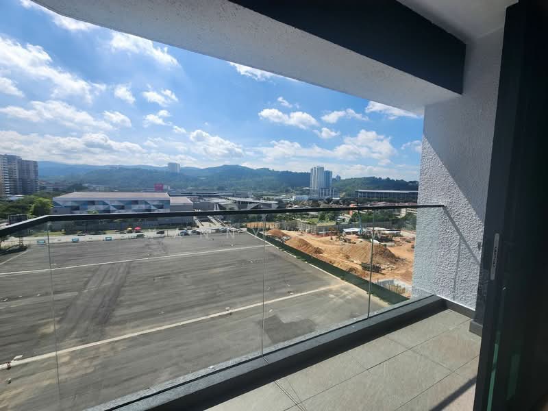 Kondominium untuk Dijual di The Valley Residences @ SkySierra - Yanny Siow - Balcony - PropertyGuru.com.my