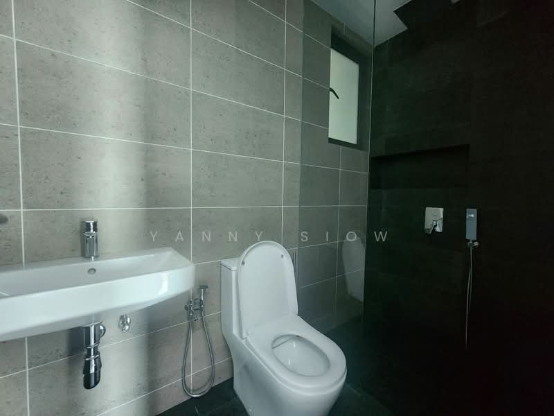 Kondominium untuk Dijual di The Valley Residences @ SkySierra - Yanny Siow - Bathroom - PropertyGuru.com.my