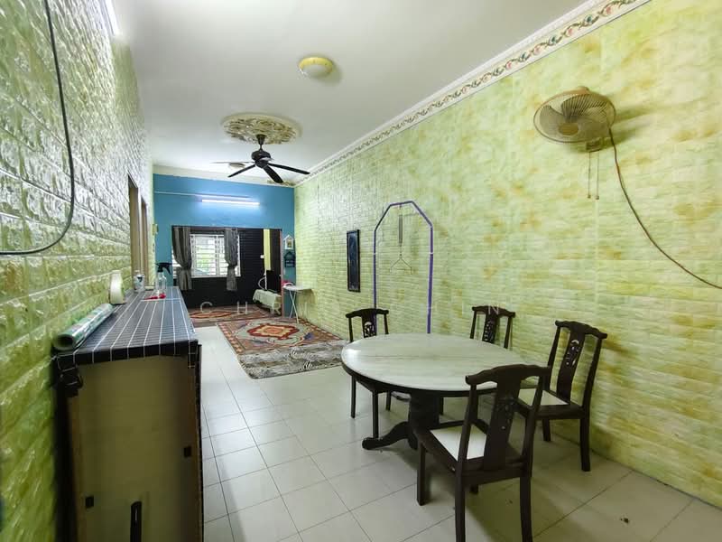 1-storey Terraced House for Sale in Ipoh (Perak) - Chris Chin - Dining Room - PropertyGuru.com.my