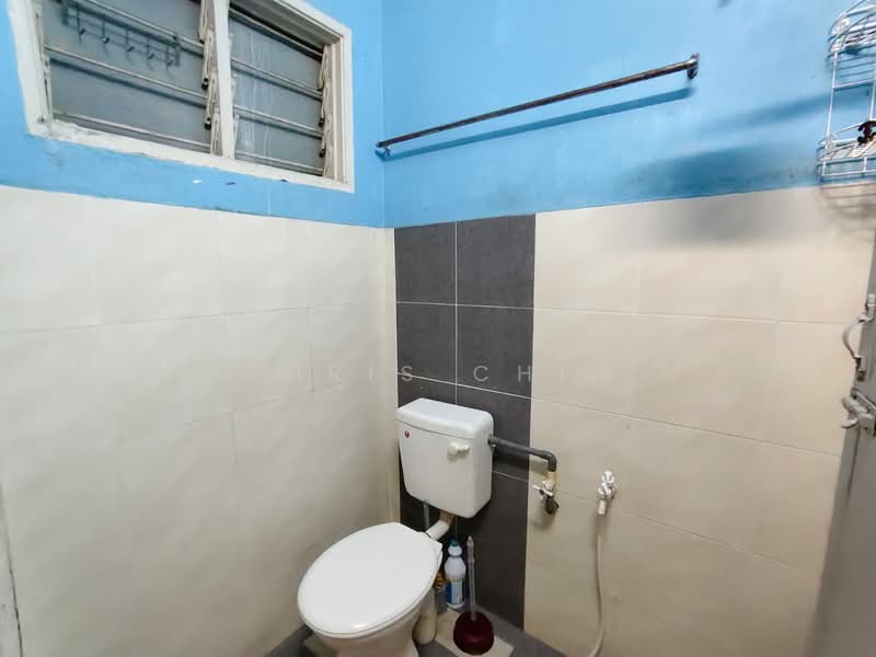 1-storey Terraced House for Sale in Ipoh (Perak) - Chris Chin - Bathroom - PropertyGuru.com.my