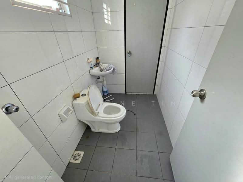 2-storey Terraced House for Sale in Taman Pelangi Semenyih 2 (Semenyih) - Celestine Ting - Bathroom - PropertyGuru.com.my