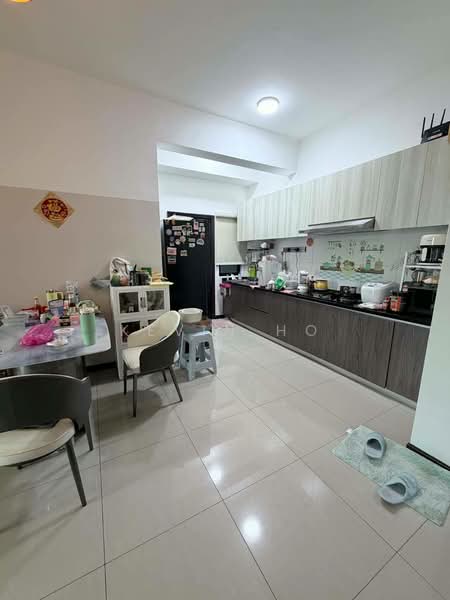 Service Residence for Sale at Molek Regency - Kevin Ho - Kitchen - PropertyGuru.com.my