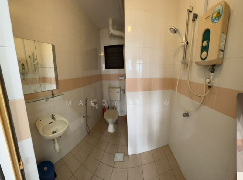 Apartment for Sale at Damai Apartment - Mandy Liew - Bathroom - PropertyGuru.com.my