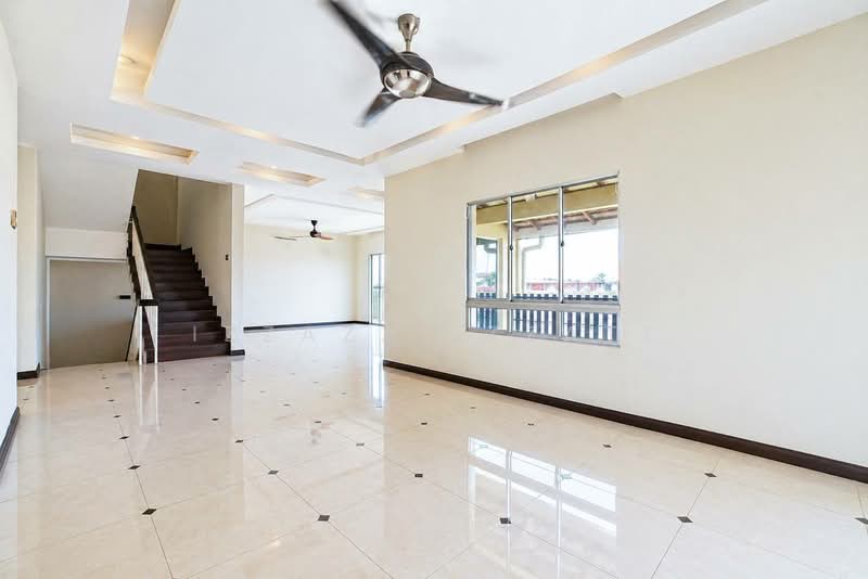 Rumah Berkembar untuk Dijual di Taman Cemerlang (Gombak) - Izzaza Izzati - Living Room - PropertyGuru.com.my