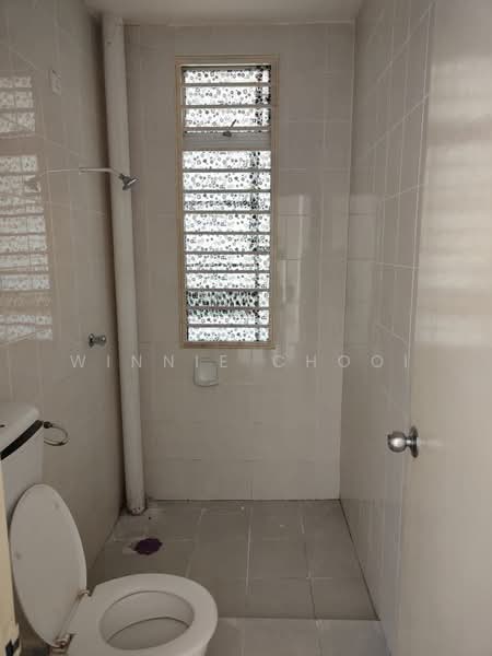 Bungalow for Rent in Bandar Tasik Senangin (Lenggeng) - Winnie Chooi - Bathroom - PropertyGuru.com.my