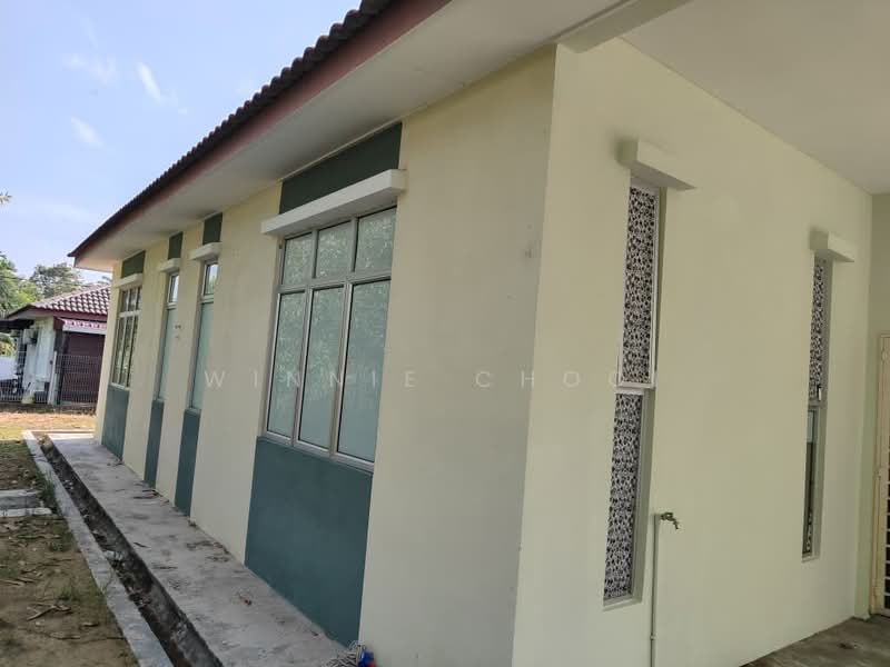 Bungalow for Rent in Bandar Tasik Senangin (Lenggeng) - Winnie Chooi - Exterior - PropertyGuru.com.my