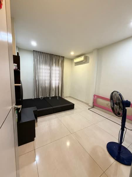 Rumah Teres 2 Tingkat untuk Dijual di Taman Megah Ria (Masai) - Jovel Lim - Bedroom - PropertyGuru.com.my