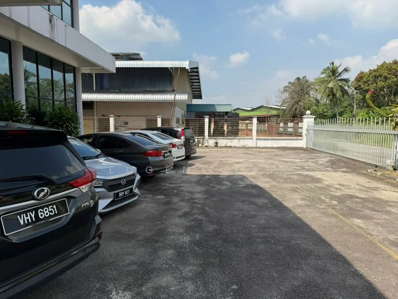 Detached Factory for Sale in Kampung Sungai Rambai (Jenjarom) - Eugene Yap - PropertyGuru.com.my