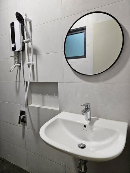 Kondominium untuk Disewa di Ara Sentral - Yao Tan - Bathroom - PropertyGuru.com.my