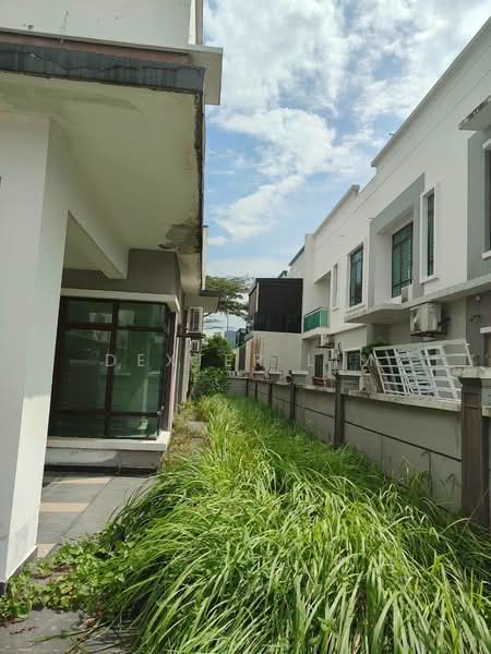 Rumah Kluster untuk Dijual di Iskandar Puteri (Nusajaya) (Johor) - Dexter Lim - Exterior - PropertyGuru.com.my