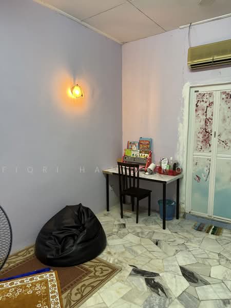 Rumah Teres 1 Tingkat untuk Dijual di Taman Cheras Jaya (Cheras) - Fiqri Hazim Rozmi - Study - PropertyGuru.com.my