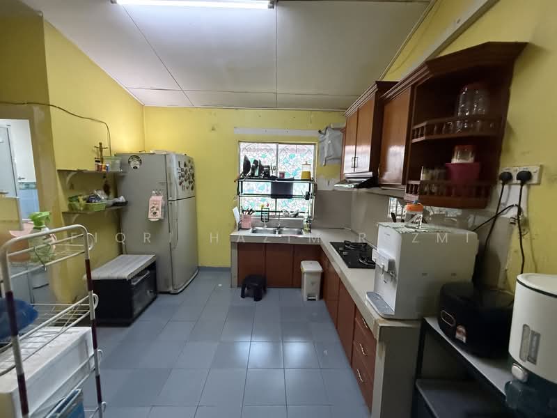 Rumah Teres 1 Tingkat untuk Dijual di Taman Cheras Jaya (Cheras) - Fiqri Hazim Rozmi - Kitchen - PropertyGuru.com.my