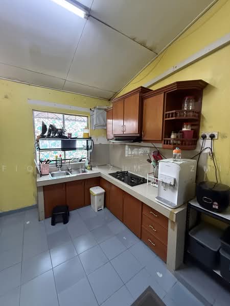 Rumah Teres 1 Tingkat untuk Dijual di Taman Cheras Jaya (Cheras) - Fiqri Hazim Rozmi - Kitchen - PropertyGuru.com.my