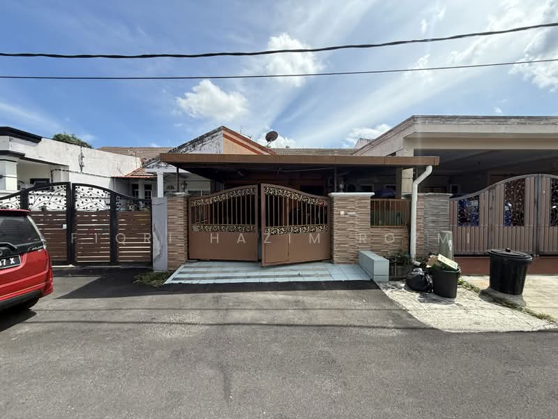 Rumah Teres 1 Tingkat untuk Dijual di Taman Cheras Jaya (Cheras) - Fiqri Hazim Rozmi - Exterior - PropertyGuru.com.my