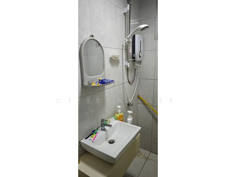 Condominium for Sale at TRI PINNACLE - Cy Issac Lee - Bathroom - PropertyGuru.com.my