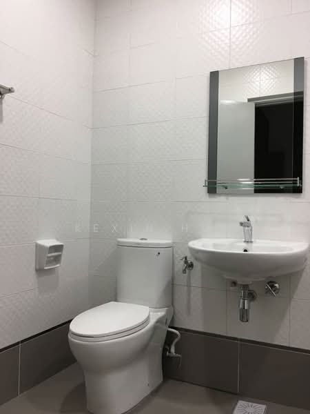 Servis Apartment untuk Dijual di Seasons Amara Larkin - Kexin Hua - Bathroom - PropertyGuru.com.my