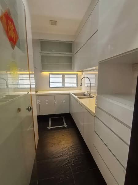Rumah Teres 2-Tingkat untuk Disewa di Taman Setia Indah (Tebrau) - Reny Hee - Kitchen - PropertyGuru.com.my