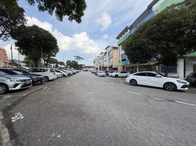 Shop for Rent in Taman Molek (Johor Bahru) - Pan Pan - PropertyGuru.com.my