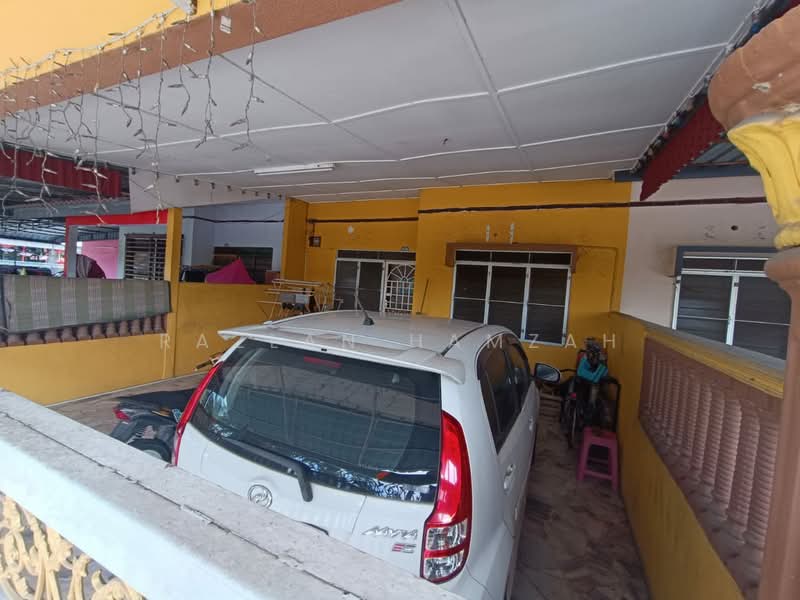 Rumah Teres 1-Tingkat untuk Dijual di Langkap (Perak) - Razlan Hamzah - Exterior - PropertyGuru.com.my