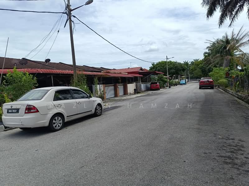 Rumah Teres 1-Tingkat untuk Dijual di Langkap (Perak) - Razlan Hamzah - Exterior - PropertyGuru.com.my