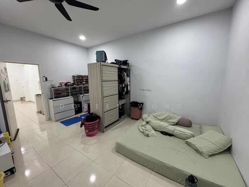 3-storey Terraced House for Sale in Mutiara Rini (Skudai) - Doreen Wong - PropertyGuru.com.my