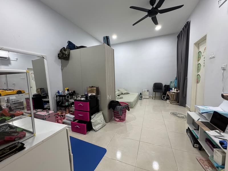 3-storey Terraced House for Sale in Mutiara Rini (Skudai) - Doreen Wong - PropertyGuru.com.my