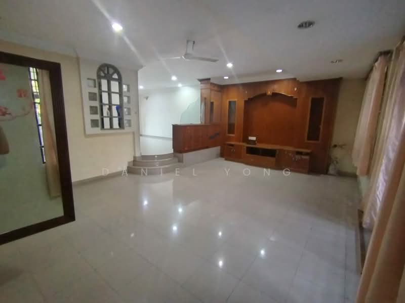 Rumah Teres 2 Tingkat untuk Dijual di Taman Pelangi (Johor Bahru) - Daniel Yong - Living Room - PropertyGuru.com.my