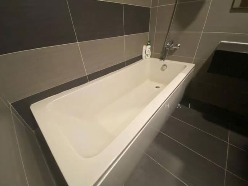 Kondominium untuk Disewa di KSL D'Esplanade Residence - Ang Boon Chai - Bathroom - PropertyGuru.com.my