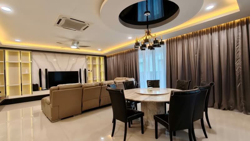 Semi-Detached House for Rent in Taman Mount Austin (Tebrau) - Reny Hee - Living Room - PropertyGuru.com.my