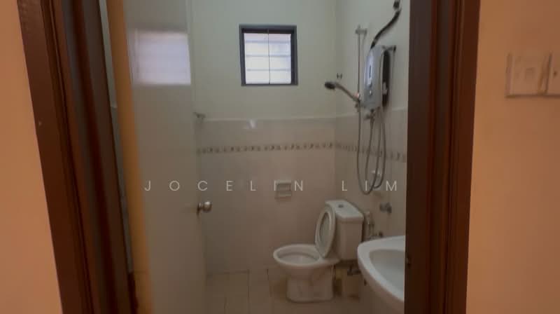 2-storey Terraced House for Rent in Kota Damansara (Selangor) - Jocelin Lim - Bathroom - PropertyGuru.com.my