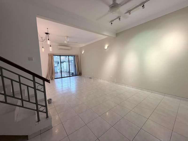 2-storey Terraced House for Rent in Kota Damansara (Selangor) - Jocelin Lim - Living Room - PropertyGuru.com.my